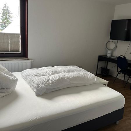 Woltorfer Landkrug Hotel Peine Buitenkant foto